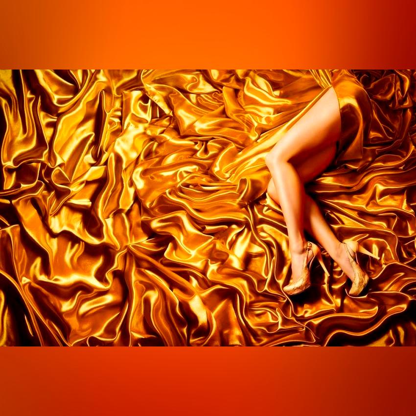 What Color Shoes to Wear with a Gold Dress 2022