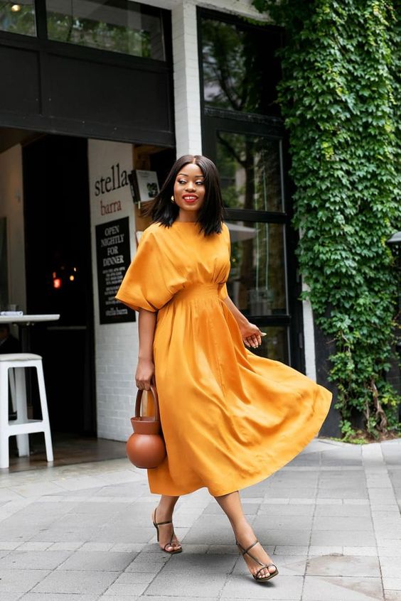 What Color Shoes to Wear with a Yellow Dress 2022