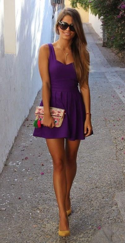 What Color Shoes to Wear with a Purple Dress 2022