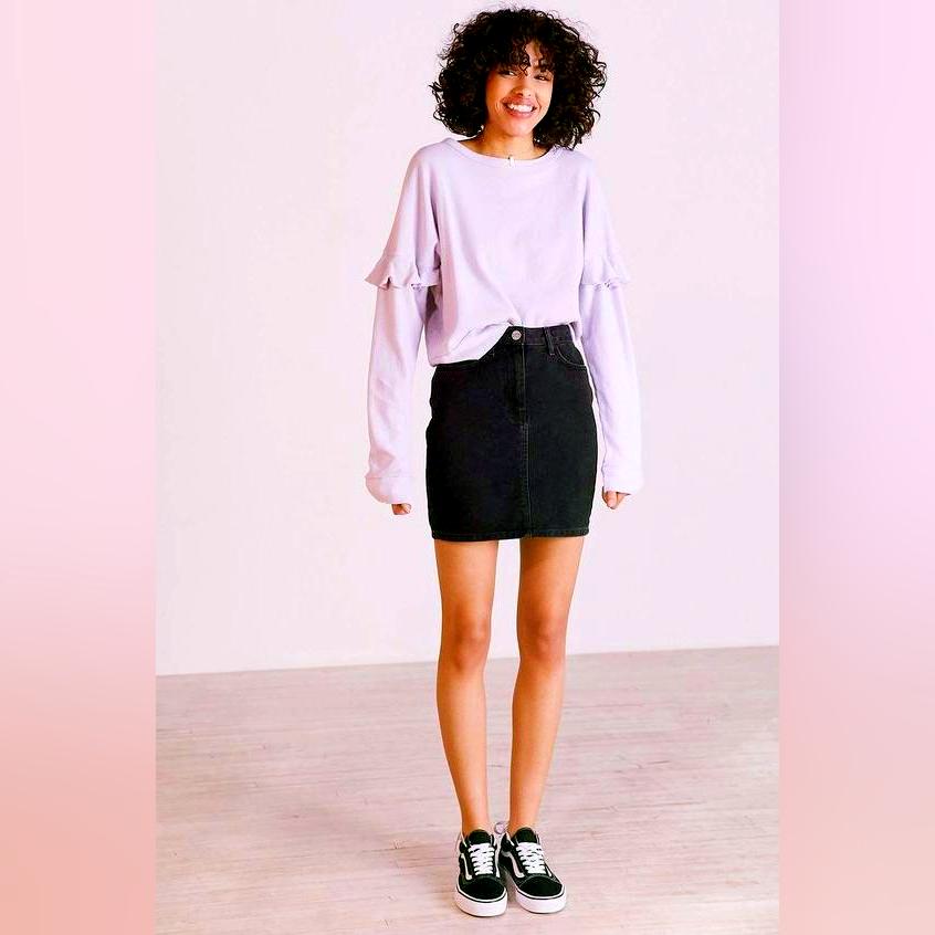 How To Wear Vans Sneakers In Spring: Best Outfit Ideas For Ladies 2022