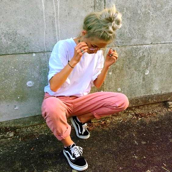 How To Wear Vans Sneakers In Spring: Best Outfit Ideas For Ladies 2022