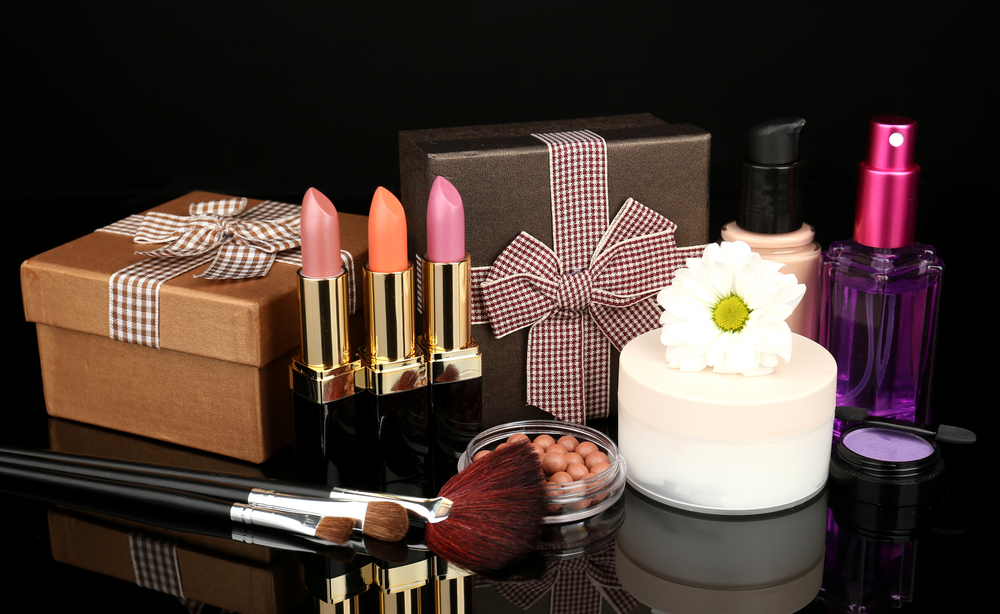 Holiday Wish List: Makeup